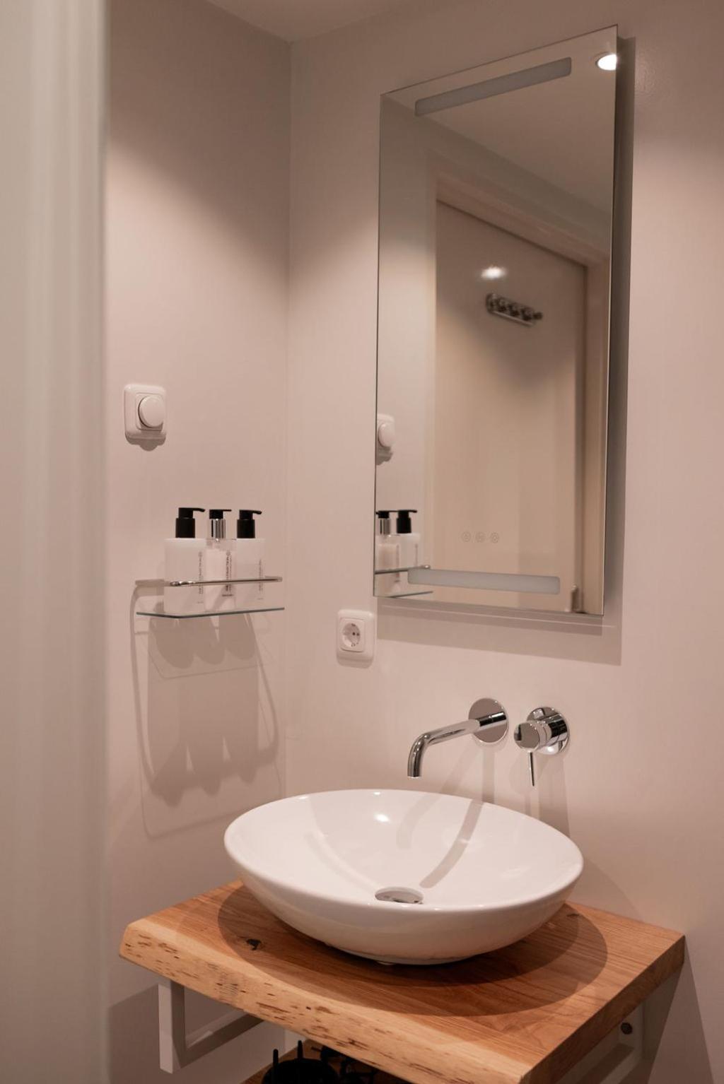 Hotel Boutique Met Tapperij Elburg